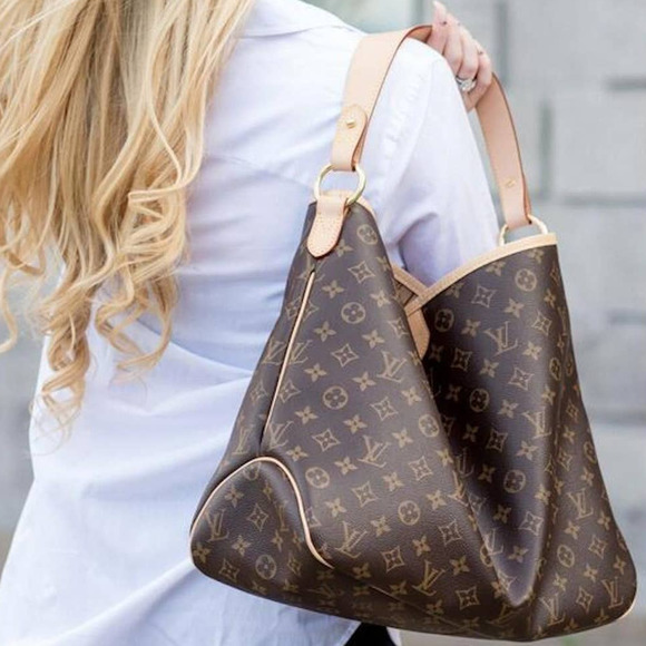 💎✨BEAUTIFUL✨💎 Delightful MM Monogram Hobo style bag